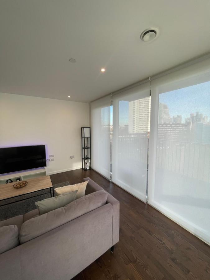 Immaculate 2Bed Apartment In London- City Views 외부 사진
