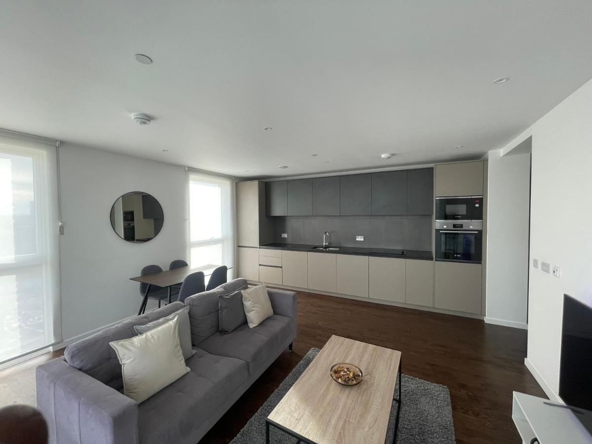 Immaculate 2Bed Apartment In London- City Views 외부 사진