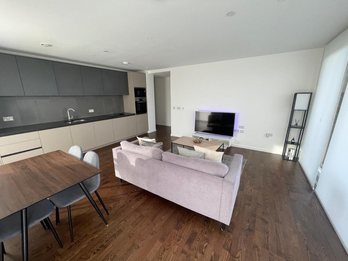 Immaculate 2Bed Apartment In London- City Views 외부 사진