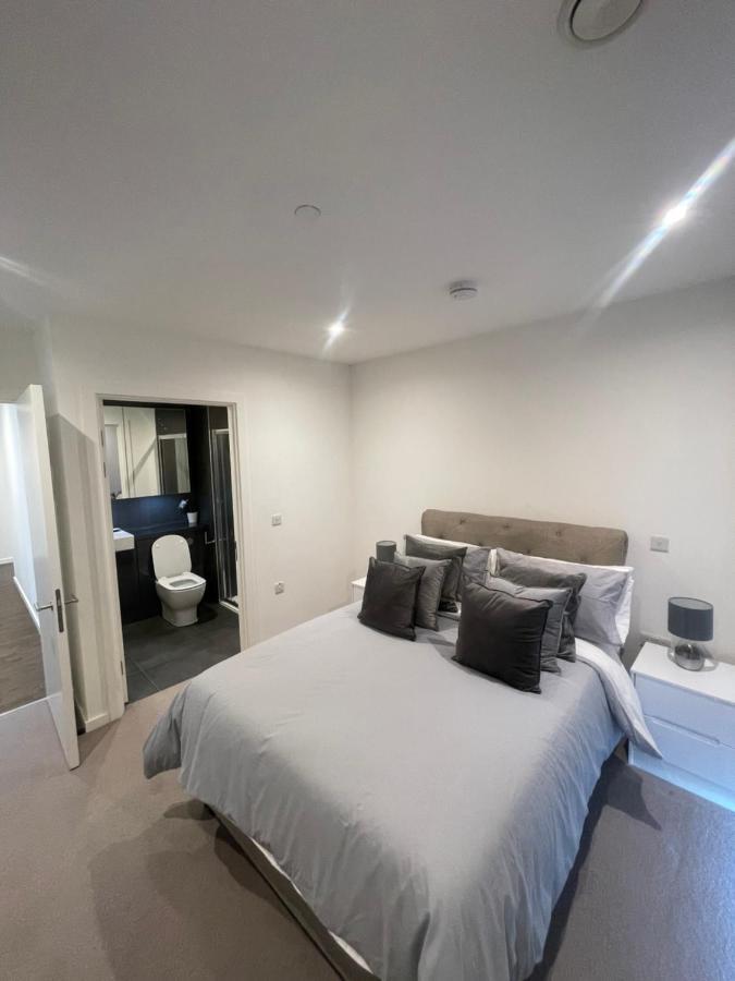 Immaculate 2Bed Apartment In London- City Views 외부 사진